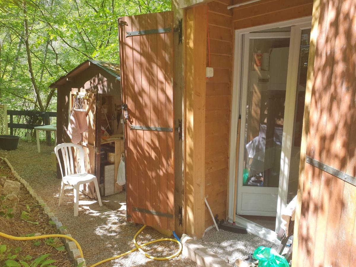 Chalet Type Studio De Charme Avec Jacuzzi Affittacamere Touet-de-l'Escarene Esterno foto
